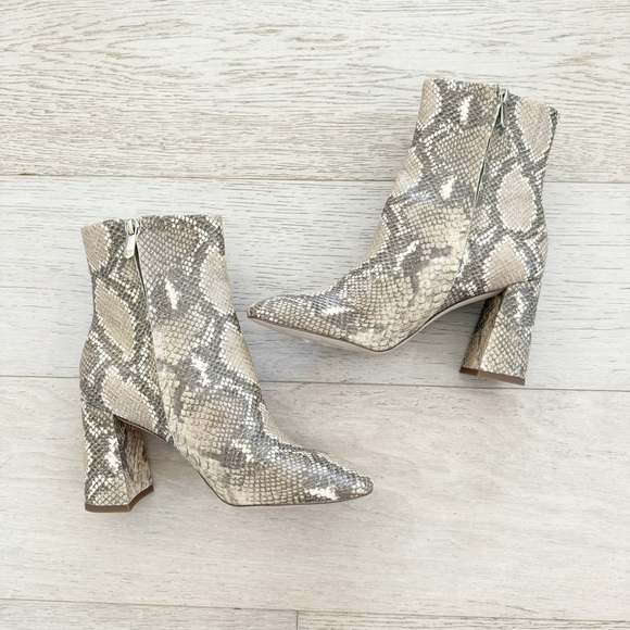 NEW Sam Edelman Codie Snakeskin Ankle Bootie 7.5 - Picture 2 of 3